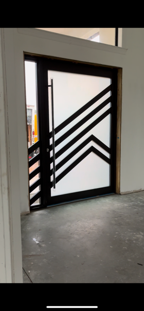 Windoor PV9998A Pivot Door